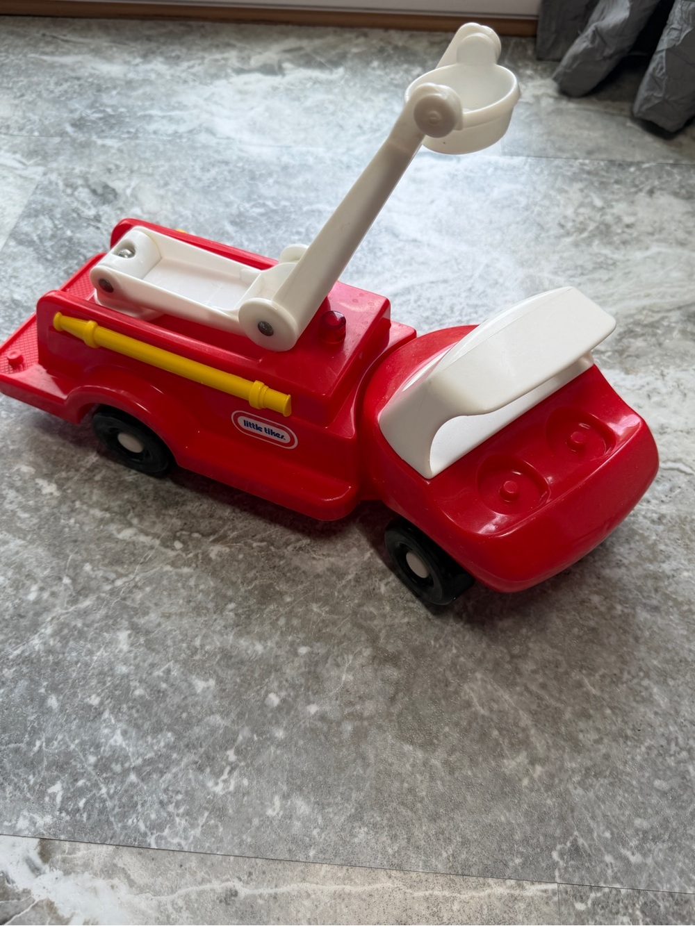 Vintage Little Tikes Fire Truck / Fire Engine – Made in USA 🚒